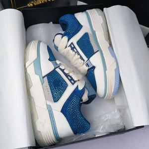 Chaussures de sport classiques de marque de créateur - Nouvelles chaussures tendance populaires pour hommes et femmes, en cuir véritable haut de gamme, maille respirante, à lacets, légères - Product Image 5