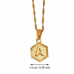 Oro all'ingrosso ha placcato hexagon geometrica alfabeto iniziale nome personalizzato <span class=keywords><strong>lettera</strong></span> <span class=keywords><strong>C</strong></span> <span class=keywords><strong>collana</strong></span> A-Z lettere gioielli - Product Image 5