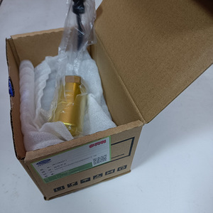 สวิตช์ระดับน้ำมันเครื่อง HB12BA011 สำหรับชิ้นส่วนเครื่องปรับอากาศส่วนกลาง แหล่งจ่ายไฟฟ้า - Product Image 1