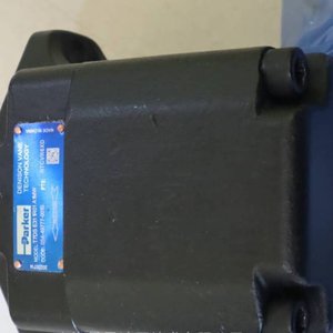 Pompe à aubes Parker T7DS-E31-1R01-A1-MW 350 bars, 1 étage, pour huile hydraulique, moulage par injection et fonderie sous pression - Product Image 3