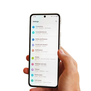 Teléfonos Móviles Originales Desbloqueados al 100%, Z Flip5 de 256 GB [Cámara de 12 MP] [6.7 Pulgadas] Teléfono Inteligente Plegable 5G Z Flip5 - Product Image 4