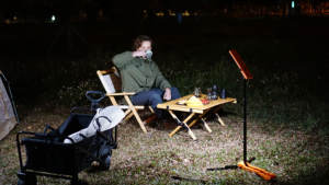 ไฟ <span class=keywords><strong>LED</strong></span> ทำงานพร้อมขาตั้งแบบพับได้ ปรับระดับได้ สำหรับงานก่อสร้าง กิจกรรมกลางแจ้ง และการตั้งแคมป์ DIY - Product Image 3