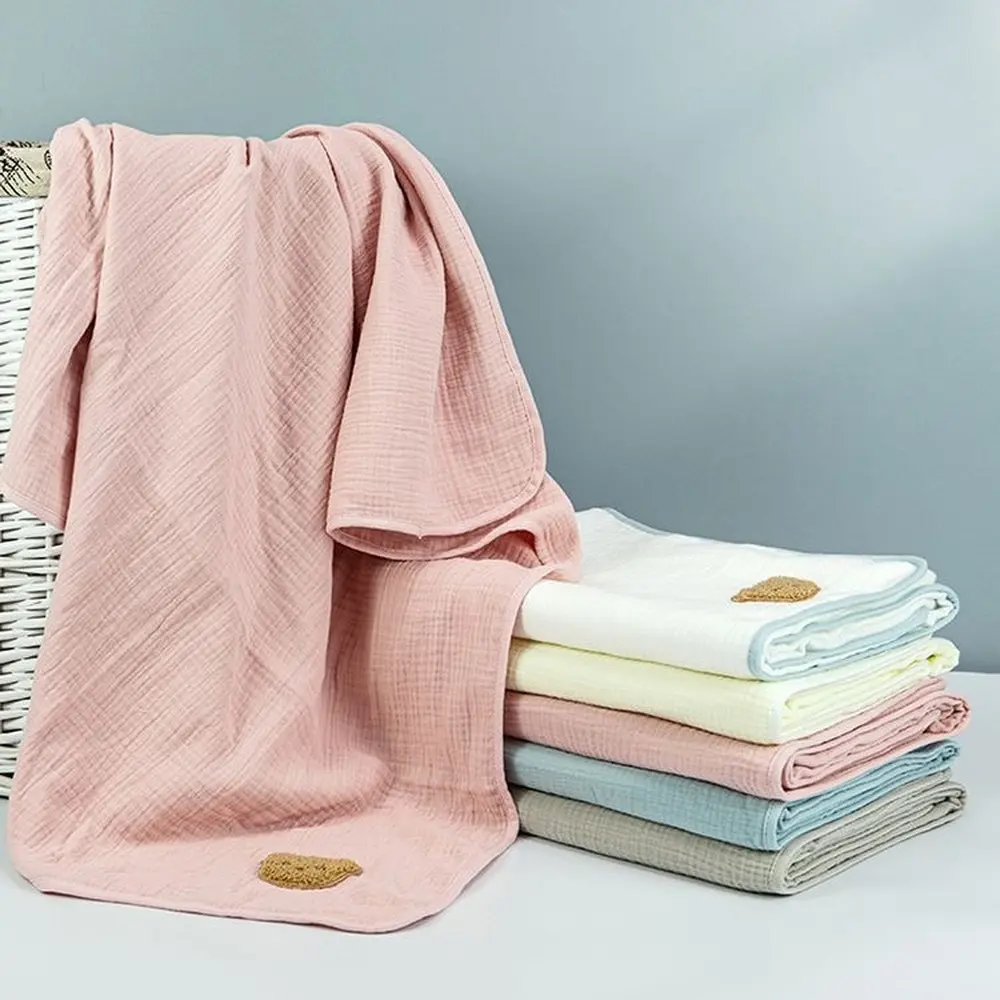 Portable Crepe Baby Quilt Solid Color 4 Layers Cotton Gauze Children Bath Towel Soft Cute Blanket for Babies 110*110cm Comforter