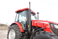 Tracteur agricole à roues YTO 95HP 4WD avec moteur de marque, haute productivité, à vendre
