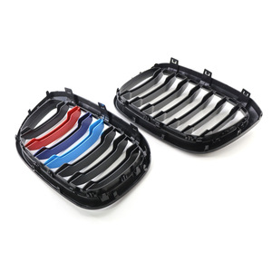 Parrilla M tricolor de una sola línea en negro brillante para BMW X3 X4 G01 G08 51138469959 para actualización o reequipamiento. - Product Image 3