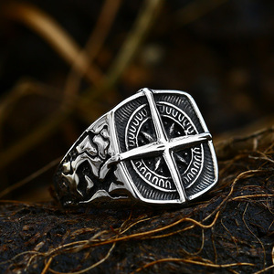 Bague croix pour homme en alliage plaqué argent antique, style punk, bijou de mode, cadeau pour usage quotidien - Product Image 1