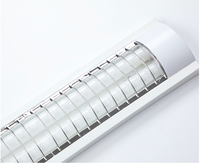 Persiennes suspendues en aluminium pour salle de classe, grille, éclairage propre avec double T5 T8 lumières intégrées LED, lumière d'école