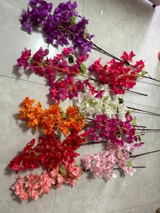 Arbre artificiel réaliste de <span class=keywords><strong>bougainvillier</strong></span> - Arbre fleuri artificiel réaliste et durable dans un <span class=keywords><strong>pot</strong></span> <span class=keywords><strong>blanc</strong></span> pour la maison, les mariages et la décoration - Product Image 3