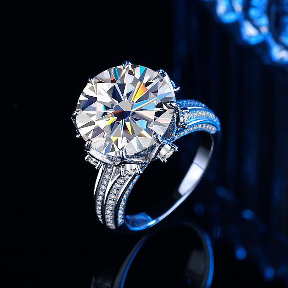 Luxury 10 Carat Round Brilliant Cut Moissanite Engagement Promise