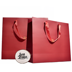 Bolsas de papel de regalo de embalaje de Boutique de ropa mate con asa de cinta de lujo personalizada <span class=keywords><strong>Sac</strong></span> Cadeaux con estampado de logotipo estampado dorado - Product Image 1