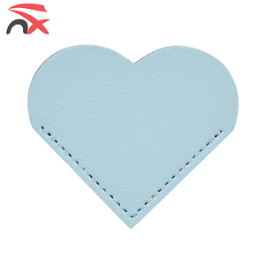 Logotipo personalizado Página <span class=keywords><strong>de</strong></span> esquina Accesorios <span class=keywords><strong>de</strong></span> libros Lindo marcapáginas <span class=keywords><strong>de</strong></span> corazón <span class=keywords><strong>de</strong></span> cuero en blanco para oficina Bookworm Present Home - Product Image 4