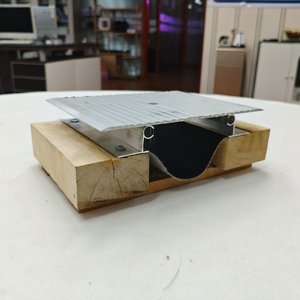 Copertura del giunto di espansione della pavimentazione in alluminio per il giunto di espansione della costruzione - Product Image 4