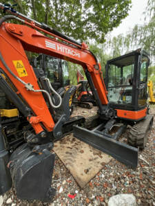 Mini Escavatore <span class=keywords><strong>Hitachi</strong></span> Zx 35 Originale Giapponese da 3.5 Tonnellate Usato Stabile, Piccolo Escavatore Cingolato Idraulico <span class=keywords><strong>Hitachi</strong></span> 35U - Product Image 3