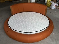 Lit double de luxe moderne italien en cuir, design 2025, avec tête de lit capitonnée et réglable