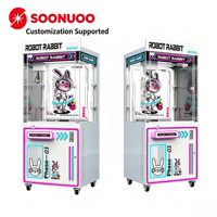 Distributeur automatique de poupées en métal et acrylique avec verre trempé, personnalisable, pleine taille, avec prise EU/US/UK/AU pour centres commerciaux