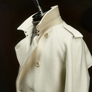 Il nuovo <span class=keywords><strong>Trench</strong></span> Casual da <span class=keywords><strong>uomo</strong></span> kaki è un capospalla <span class=keywords><strong>di</strong></span> alta qualità su misura - Product Image 3