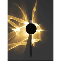 Applique murale LED de luxe de style design pour escalier ondulée en acier inoxydable aluminium rotatif pour hôtel chambre couloir pour salon