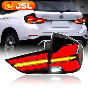 Feux arrière de voiture JSL <span class=keywords><strong>pour</strong></span> <span class=keywords><strong>BMW</strong></span> <span class=keywords><strong>X1</strong></span> E84 Mise à niveau au style G05 2011-2014 Feux arrière LED modifiés Feux de freinage Feux arrière Plug & Play - Product Image 1
