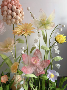 Fleur géante en organza personnalisée haut de gamme, fleur artificielle énorme de 200 cm de hauteur pour la décoration florale de mariage, événements en plein air - Product Image 4