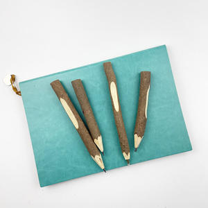 ดินสอตกแต่งกิ่งไม้ธรรมชาติแบบกำหนดเอง OEM ขนาด 13 ซม. 17 ซม. สำหรับงานปาร์ตี้ ดินสอทำมือจากกิ่งไม้ - Product Image 3