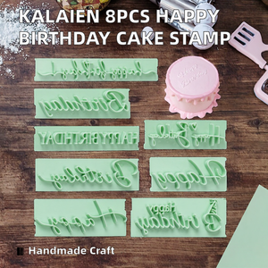Set di 8 Timbri in Plastica Fatti a Mano per Decorazione Torte, Stampi Personalizzati per Fondente e Biscotti, Lettere per Decorazione Dolci Fai-da-Te - Product Image 2