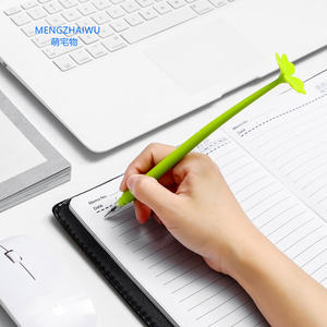 Bonitos artículos de <span class=keywords><strong>papelería</strong></span> escolar para oficina, bolígrafos de flores de simulación de <span class=keywords><strong>trébol</strong></span> de cuatro hojas, bolígrafo de tinta de gel de plástico 0,5 - Product Image 2