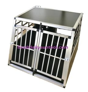 กรงสุนัขอลูมิเนียมขนาดใหญ่ที่แข็งแรงทนทานแบบสองชั้นพร้อมผนังกั้นกรงสัตว์แบบพกพาสำหรับขนส่งรถ - Product Image 1