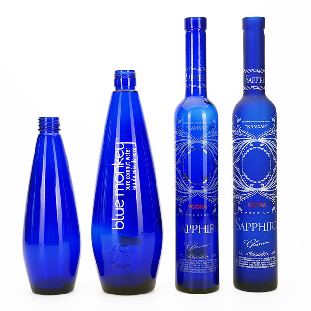 VISTA Wholesale 250ml 375ml 500ml Round Custom Cobalt Blue Color Sprayed Blue Glass Bottle for Liquor Water