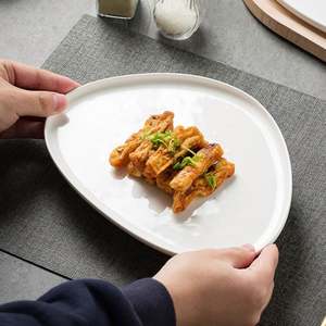 Plato de cena de cerámica irregular para restaurante, plato de porcelana blanca múltiple, plato plano, bandeja para servir postres de Pasta de frutas triangulares - Product Image 2