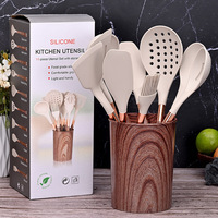 Ensemble de 11 ustensiles de cuisine en silicone avec accents or rose, manches en bois, outils de cuisson antiadhésifs avec support de rangement en bois