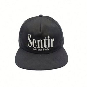 Gorras de Béisbol Vintage Personalizadas con Bordado de 5 Paneles, Sin Estructura, con Cierre a Presión - Product Image 1