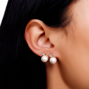 Fashion <b>Stud</b> <b>Earrings</b> 316L Stainless Steel PVD Gold Plating Pearl <b>Crystal</b> Design - Product Image 3