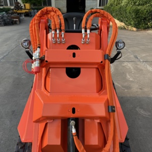 เครื่องตัดหญ้าแบบสายพานตีนตะขาบขนาดเล็กของจีน พร้อมชุดเกียร์ แบริ่ง เครื่องยนต์เบนซิน ปั๊มมอเตอร์ ประสิทธิภาพสูง พร้อมอุปกรณ์เสริม T - Product Image 3