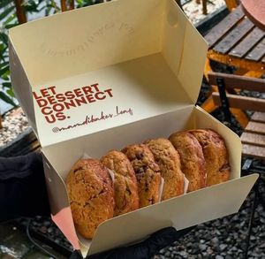 Emballage en carton de papier pliable biodégradable personnalisé, vente en gros de <span class=keywords><strong>boîte</strong></span> d'emballage de papier cadeau de gâteau biscuit biscuit beignet avec bûche - Product Image 1