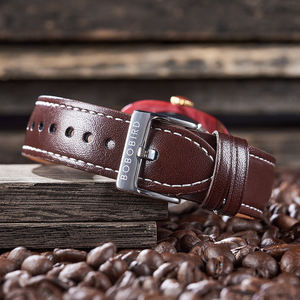 뜨거운 판매 <span class=keywords><strong>OEM</strong></span> 사용자 정의 로고 스포츠 시계 수제 나무 가죽 밴드 포인터 아트 디자인 유행 중공 디자인 도매 선물 - Product Image 5