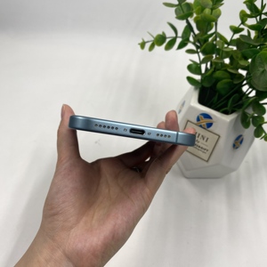 <span class=keywords><strong>iPhone</strong></span> 16 <span class=keywords><strong>Plus</strong></span> Ricondizionato Sbloccato di Alta Qualità, Versione USA, 8GB RAM, Schermo <span class=keywords><strong>6</strong></span>.7 Pollici, 5G, Accessori Inclusi, Garanzia <span class=keywords><strong>6</strong></span> Mesi - Product Image 4