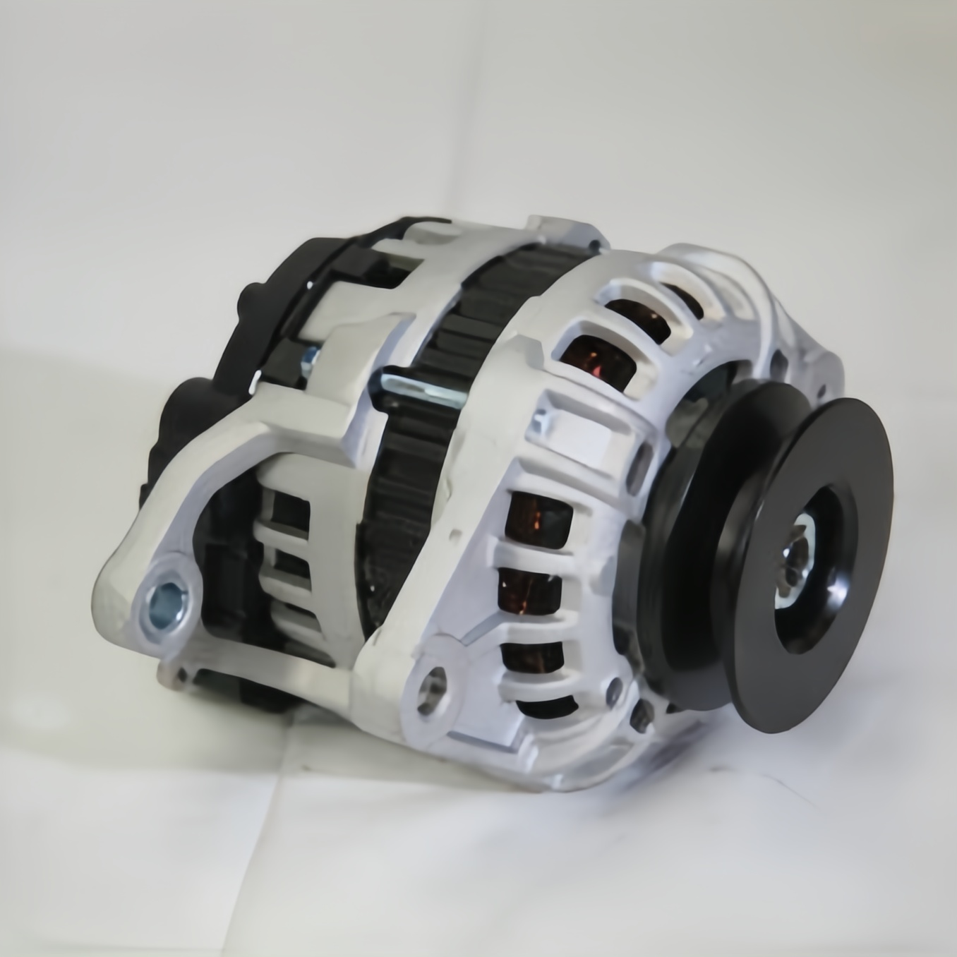 Doosan Develon генератор двигателя 300901-00098 Высококачественная Строительная техника запчасти генератора для Doosan