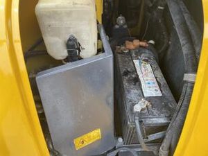 Excavatrice compacte d'occasion Komatsu PC56 6 tonnes, produit remis à neuf de qualité - Product Image 6