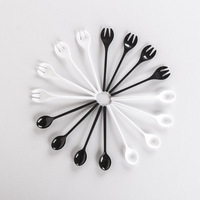 Groothandel PS Plastic Transparante Wegwerp Dessert Mousse Cake Fruit Koffie Soep Lepels Ronde Vorm Bekerverpakkingen