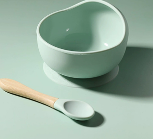 ODM/OEM all'ingrosso Silicone Baby Bowl resistente a goccia cartone animato cervo Design per bambini da pranzo e cibo supplementare che serve - Product Image 3