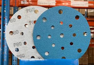 Disque de papier abrasif bleu de 150 mm avec support en film PE sans trou - Product Image 4