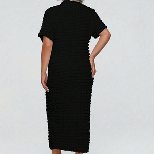 Vente en gros de robes pour femmes de haute qualité, sur mesure, OEM, ODM, mode décontractée, col rond, manches courtes, robe midi - Product Image 3