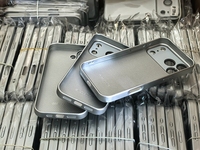 Étui de téléphone en argent de luxe pour Iphone17 Promax 17air 16 15 14 13 Étui de téléphone en verre plaqué argent élégant pour Iphone 17promax