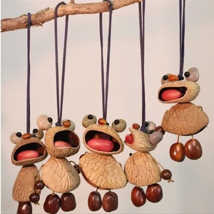 Adorable poupée de dessin animé à grande bouche en forme de coquille de noix, <span class=keywords><strong>porte</strong></span>-clés hochet fait main, breloque mignonne pour sac à dos, décoration à suspendre pour voiture, cadeau - Product Image 6