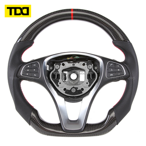 Volant sport TDD Upgrade en carbone pour Mercedes-Benz Classe E W213, en fibre de carbone et cuir forgé - Product Image 3