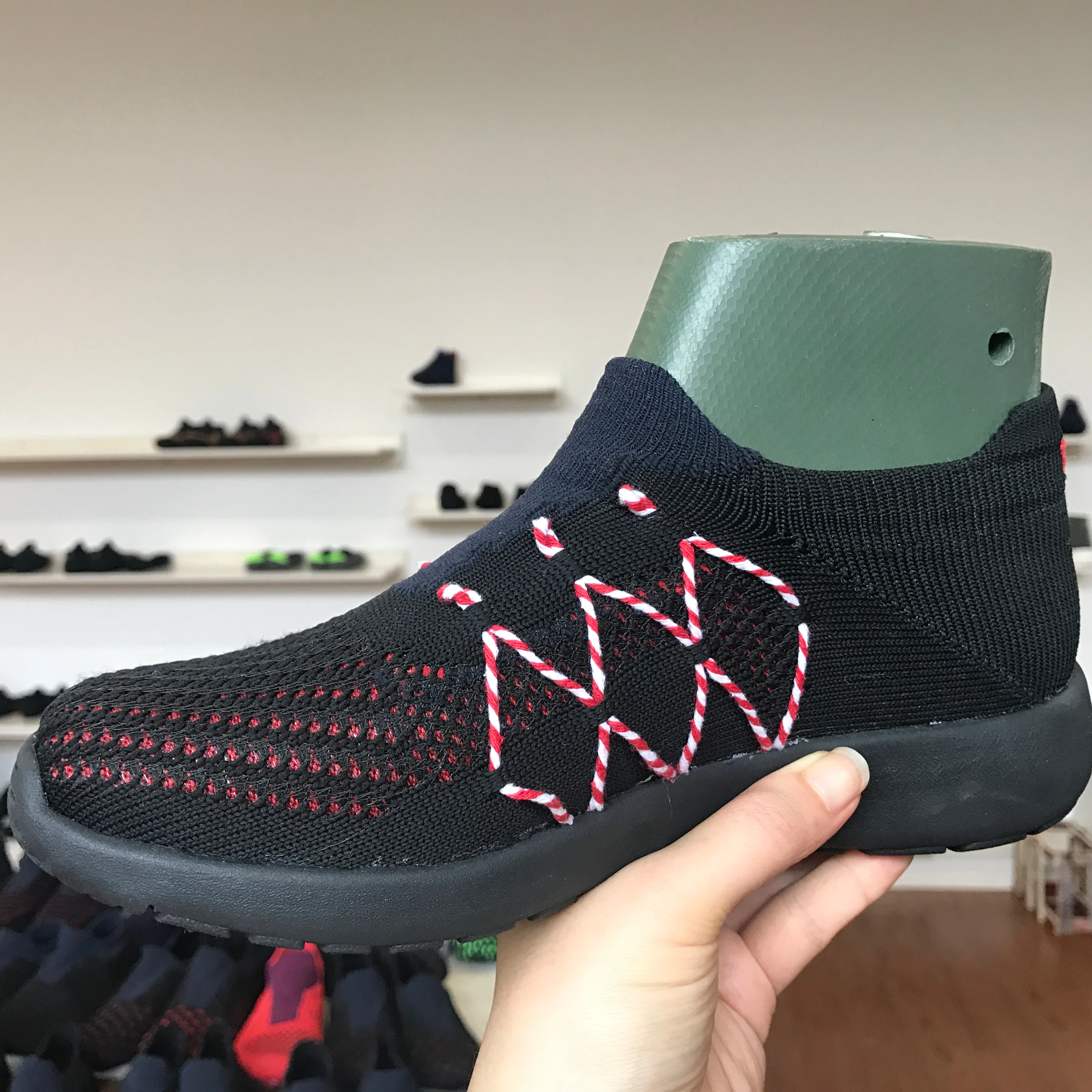 Новый дизайн, спортивные туфли-носки для взрослых, такие же, как flyknit