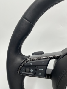 Accessoires de voiture personnalisés Volant noir brillant pour <span class=keywords><strong>Audi</strong></span> A6 A7 A8 S6 S7 S8 C8 2018 2019 2020 2021 2022 <span class=keywords><strong>2023</strong></span> - Product Image 2