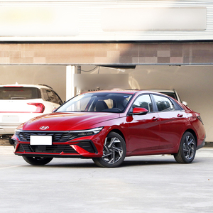 Voiture chinoise 4X4 essence Elantra <span class=keywords><strong>Lux</strong></span> 1.5L nouvelle voiture de luxe à essence - Product Image 2