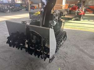 Souffleuse à neige télécommandée <span class=keywords><strong>Loncin</strong></span> 1000, largeur de 1000 mm, <span class=keywords><strong>moteur</strong></span> <span class=keywords><strong>Loncin</strong></span> 452 <span class=keywords><strong>ou</strong></span> <span class=keywords><strong>Briggs</strong></span> <span class=keywords><strong>Stratton</strong></span>, puissance de 9,8 à 11 kW - Product Image 6