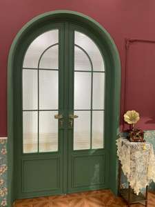 Porte à battants française moderne avec grille en aluminium et serrure |   Design en verre de haute qualité |   Personnalisable |   Convient pour les villas et les hôtels - Product Image 5